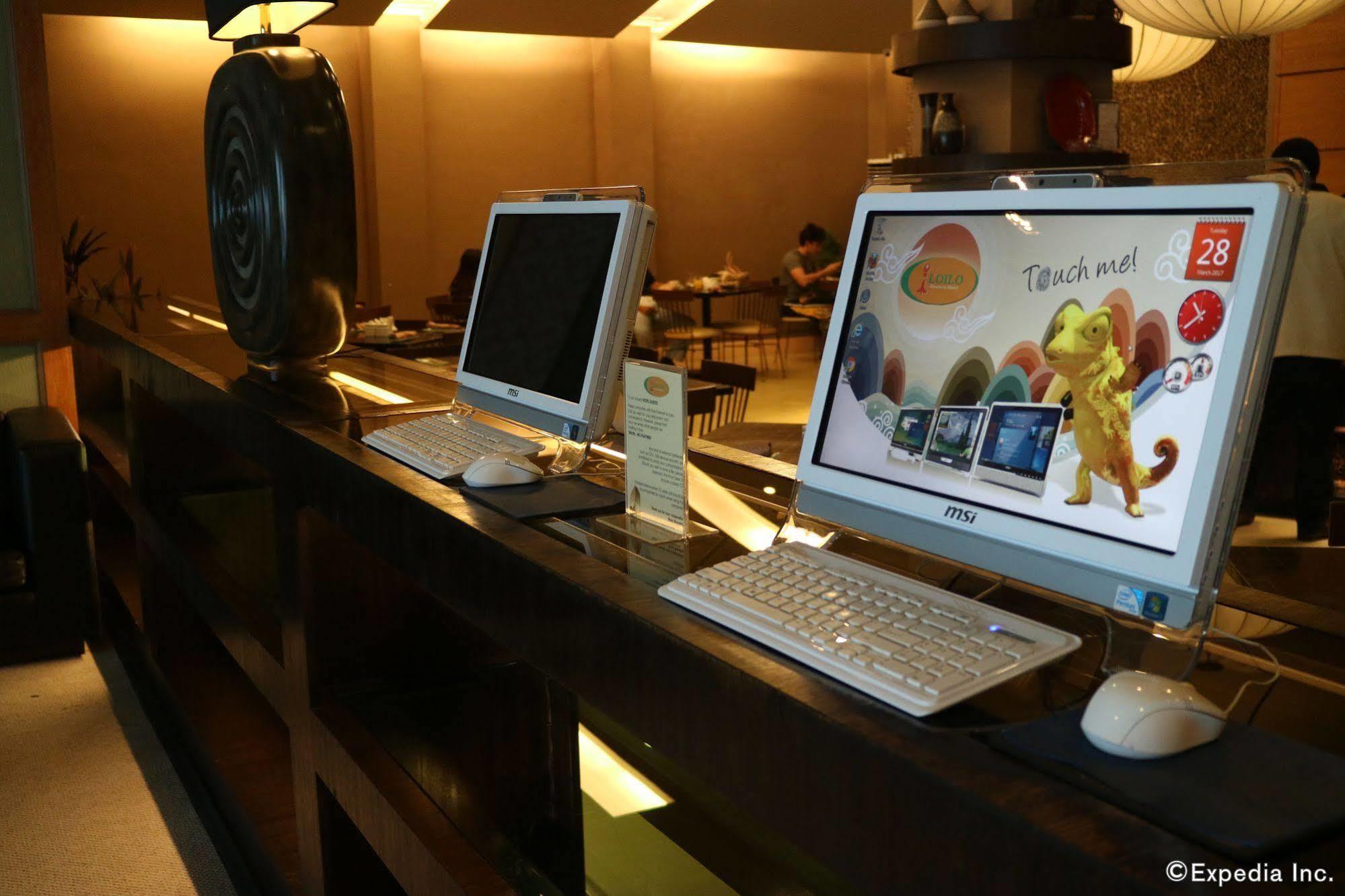 Iloilo Business Hotel Экстерьер фото
