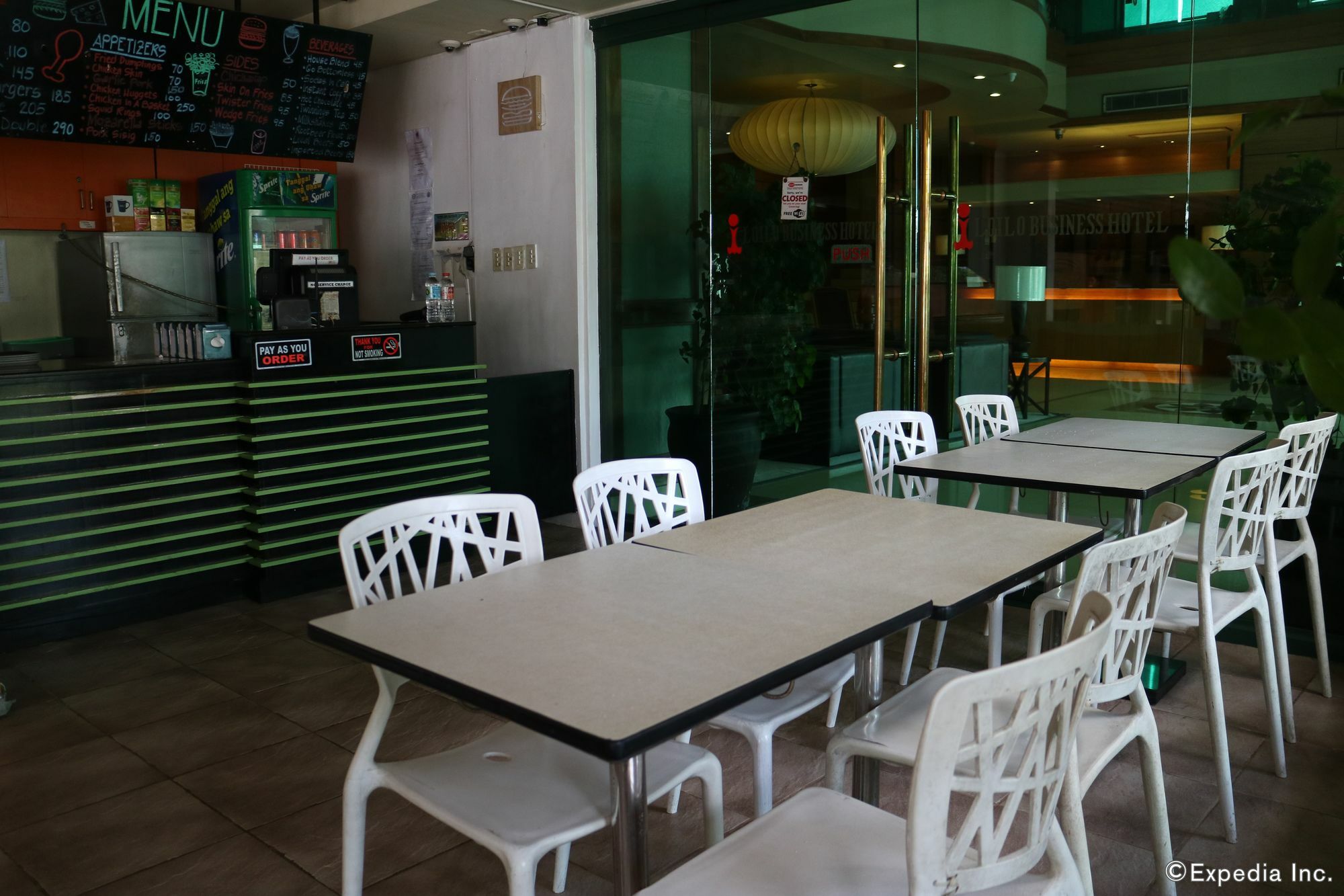 Iloilo Business Hotel Экстерьер фото